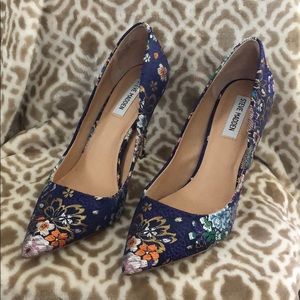 Steve Madden Purple Floral Heels
